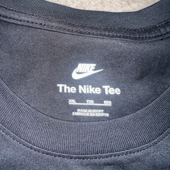 Nike Air with an Aircraft - Picture 6 of 6